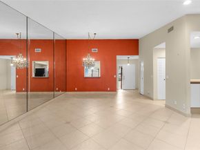 10971 Lake Front Pl 10971, Boca Raton FL 33498