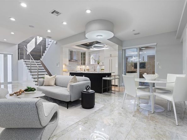 743 NE 17th Way, Fort Lauderdale FL 33304