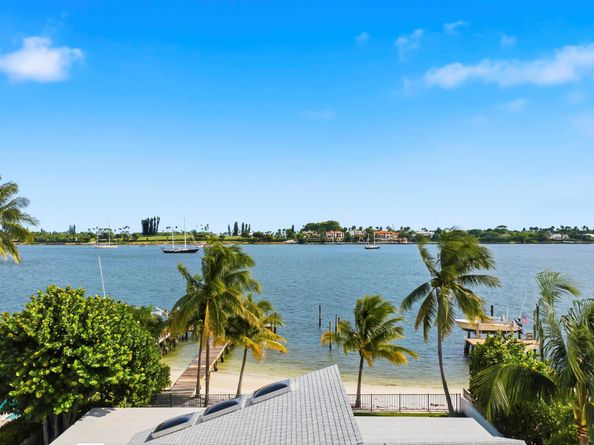 3208 N Flagler Drive, West Palm Beach FL 33407