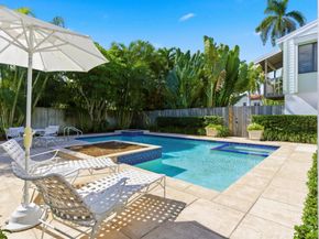 3208 N Flagler Drive, West Palm Beach FL 33407