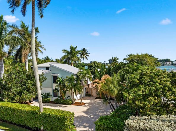 3208 N Flagler Drive, West Palm Beach FL 33407