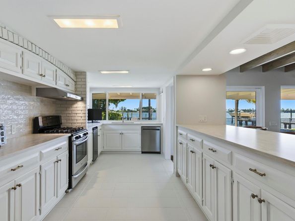 3208 N Flagler Drive, West Palm Beach FL 33407