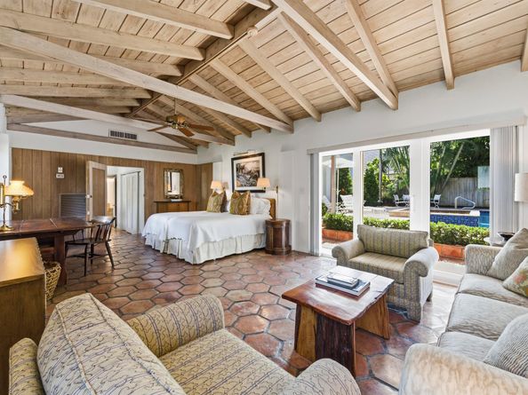 3208 N Flagler Drive, West Palm Beach FL 33407