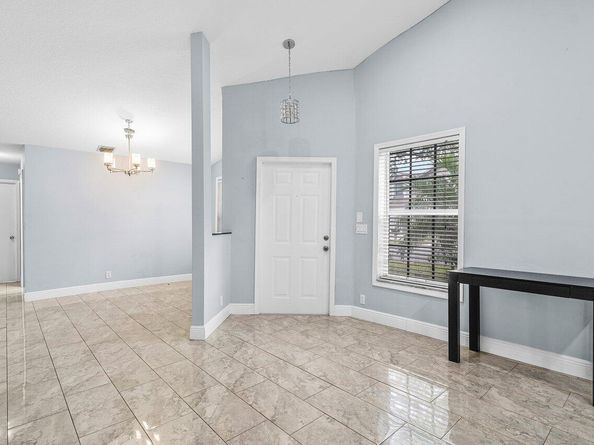 1 Glamis Way, Boynton Beach FL 33426