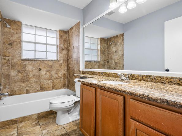 1 Glamis Way, Boynton Beach FL 33426