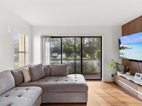 722 Sunny Pine Way D1, Greenacres FL 33415