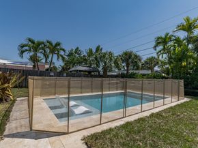 47 Ridgewood Circle, Tequesta FL 33469