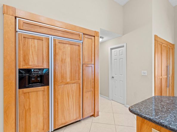 1120 NW 100th Way, Plantation FL 33322