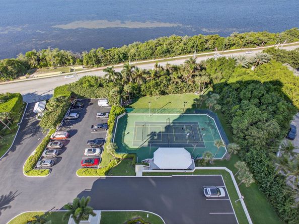 5280 N Ocean Drive 14D, Riviera Beach FL 33404