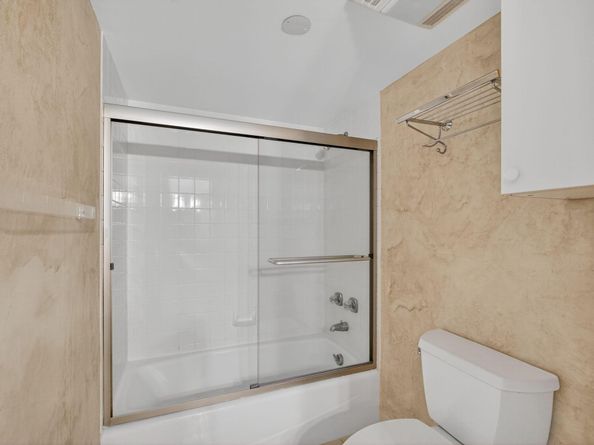 5280 N Ocean Drive 14D, Riviera Beach FL 33404