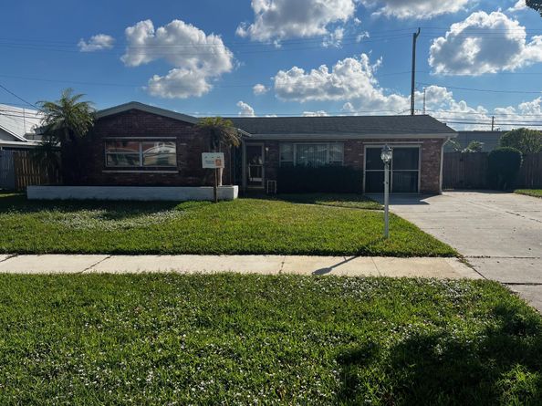 754 Fairhaven Drive, North Palm Beach FL 33408