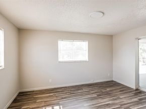 6668 NW 1st St, Margate FL 33063