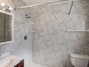 6668 NW 1st St, Margate FL 33063