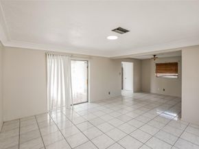 6668 NW 1st St, Margate FL 33063