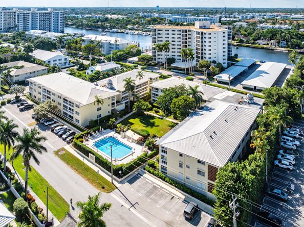 80 Venetian Drive 304s, Delray Beach FL 33483