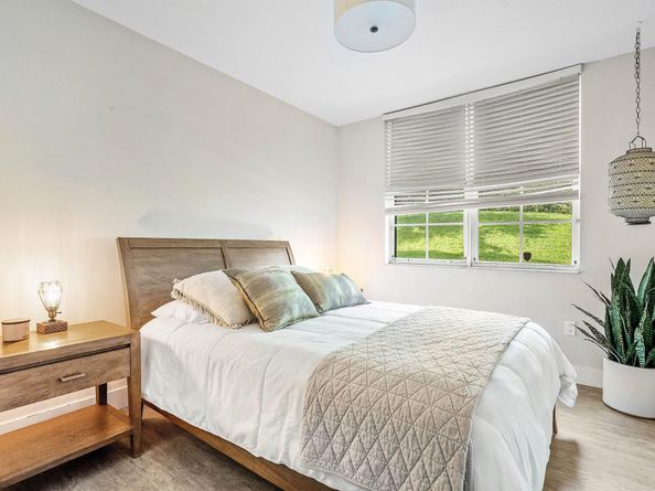 11770 Saint Andrews Place 102, Wellington FL 33414