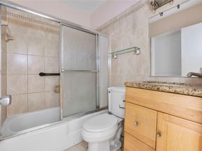 4050 NE 12th Ter 392, Oakland Park FL 33334