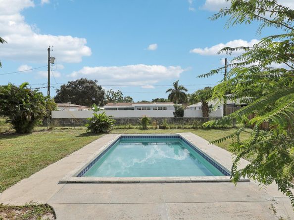 1757 13th Ave, Lake Worth Beach FL 33460