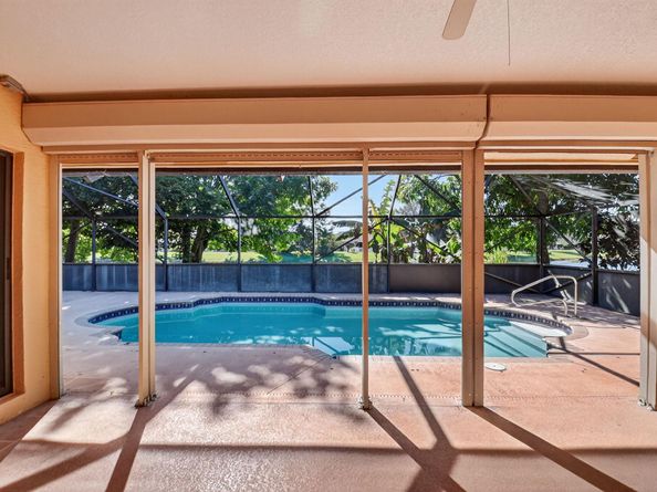 172 Monterey Way, Royal Palm Beach FL 33411