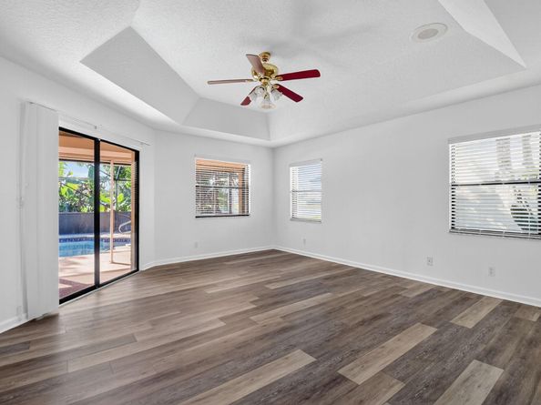 172 Monterey Way, Royal Palm Beach FL 33411