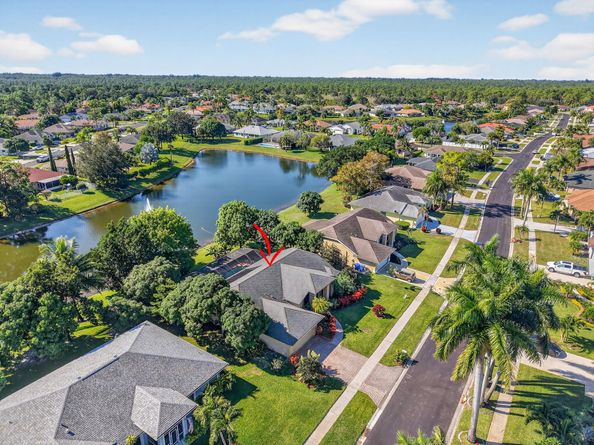 172 Monterey Way, Royal Palm Beach FL 33411