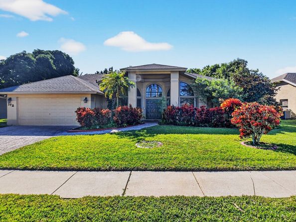 172 Monterey Way, Royal Palm Beach FL 33411