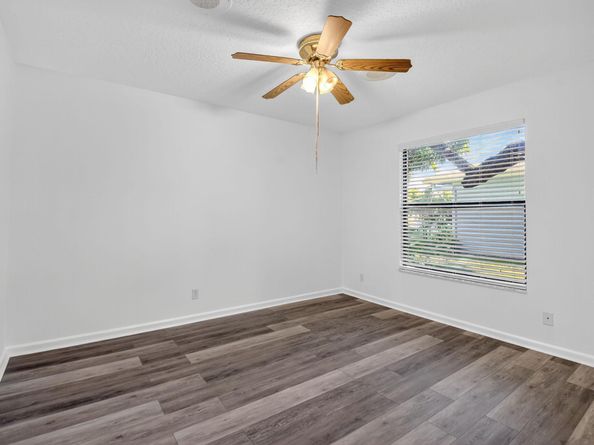 172 Monterey Way, Royal Palm Beach FL 33411