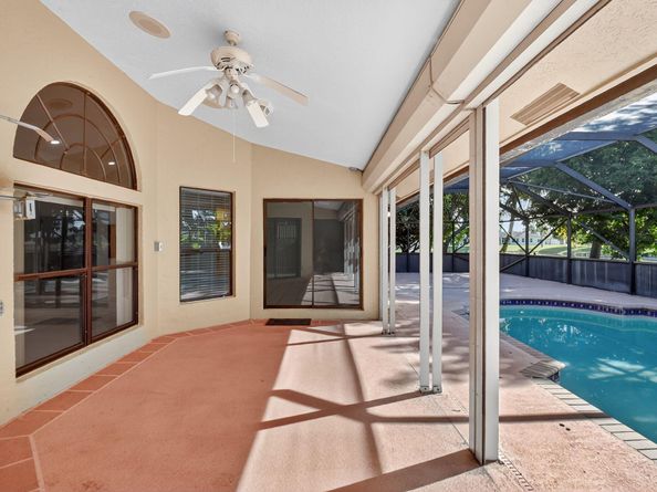 172 Monterey Way, Royal Palm Beach FL 33411