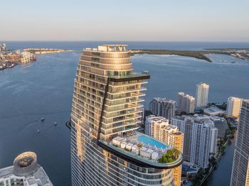 300 Biscayne Boulevard Way