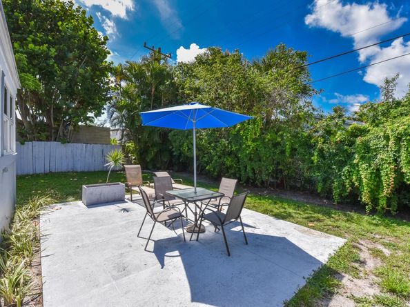 340 Russlyn Drive, West Palm Beach FL 33405