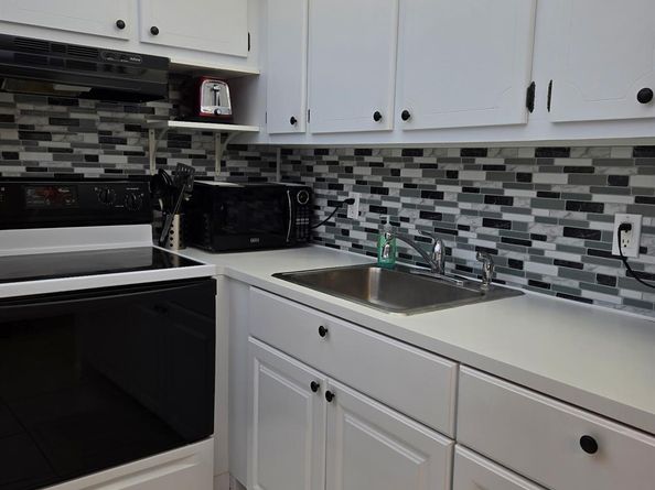 30 Islewood B 30, Deerfield Beach FL 33442