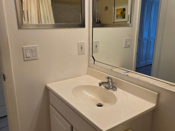 30 Islewood B 30, Deerfield Beach FL 33442