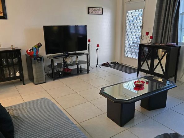 30 Islewood B 30, Deerfield Beach FL 33442