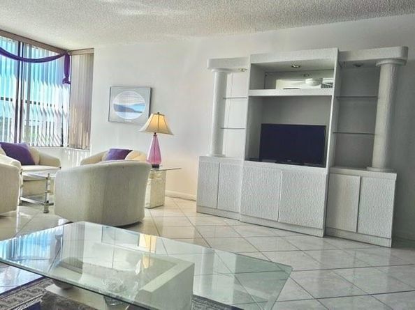 2766 Carambola Cir S 504, Coconut Creek FL 33066