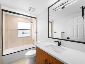 3210 NE 5th Street 203, Pompano Beach FL 33062