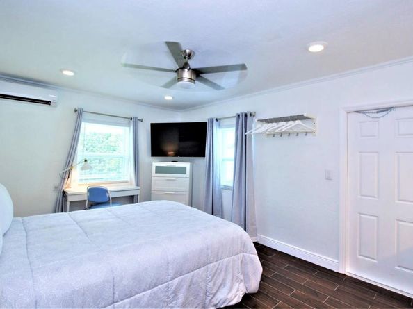 1637 NE 5th Ct, Fort Lauderdale FL 33301