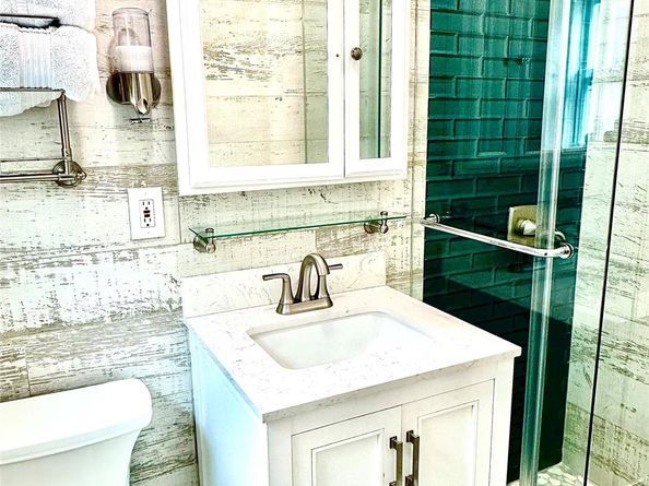 1637 NE 5th Ct, Fort Lauderdale FL 33301