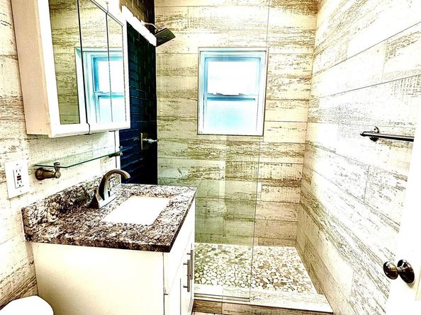 1637 NE 5th Ct, Fort Lauderdale FL 33301