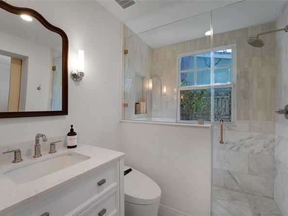 945 SW 19th St, Fort Lauderdale FL 33315