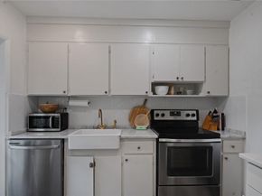 945 SW 19th St, Fort Lauderdale FL 33315