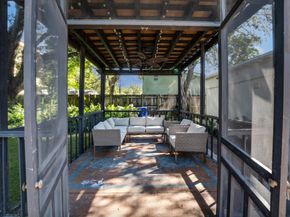 945 SW 19th St, Fort Lauderdale FL 33315