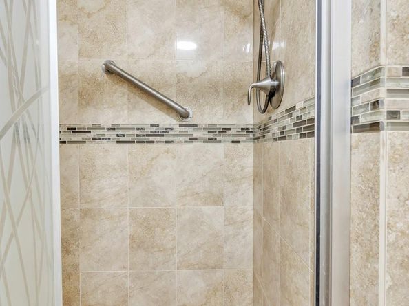 720 Bayshore Dr 304, Fort Lauderdale FL 33304