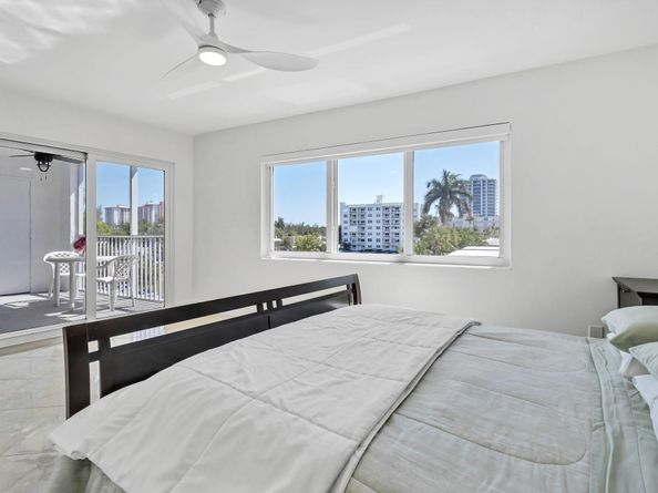 720 Bayshore Dr 304, Fort Lauderdale FL 33304