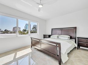 720 Bayshore Dr 304, Fort Lauderdale FL 33304