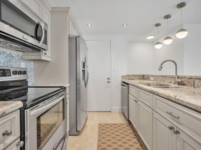 720 Bayshore Dr 304, Fort Lauderdale FL 33304