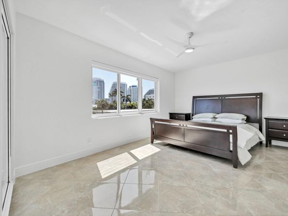 720 Bayshore Dr 304, Fort Lauderdale FL 33304