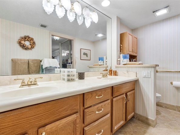 9101 SW 19 Place A, Davie FL 33324