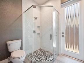 1200 SE 7th St, Fort Lauderdale FL 33301