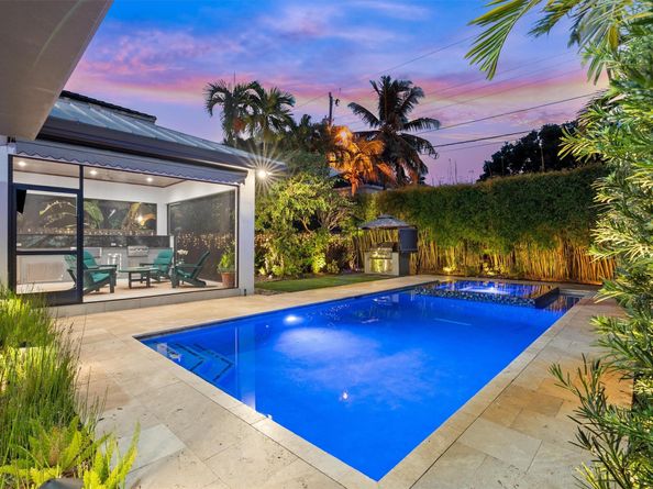 1200 SE 7th St, Fort Lauderdale FL 33301