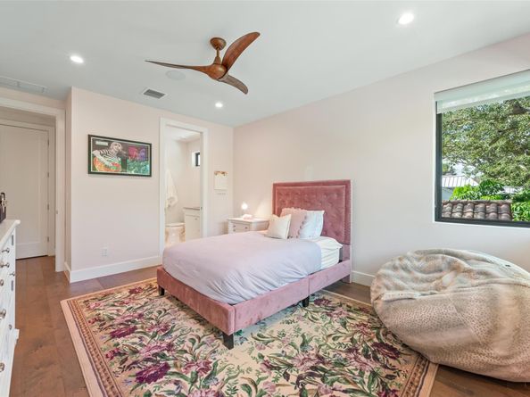 1200 SE 7th St, Fort Lauderdale FL 33301